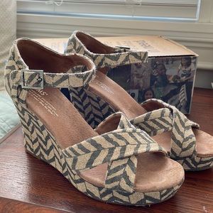 TOMS Strappy Wedges - Natural Zebra